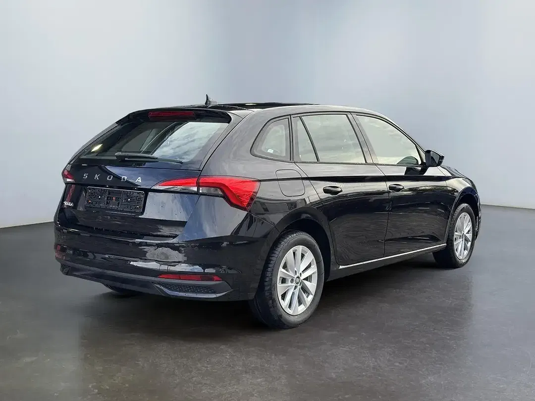 Skoda Scala - Thumbnail 4