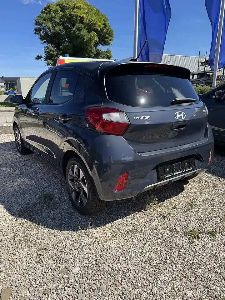 Hyundai i10 - Thumbnail 4