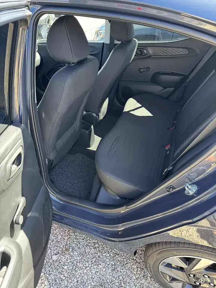 Hyundai i10 - Thumbnail 8