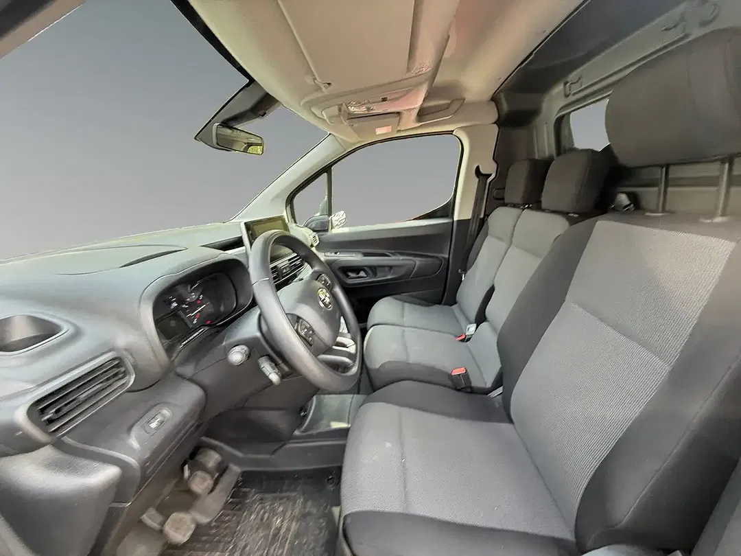Toyota Proace City - Thumbnail 9