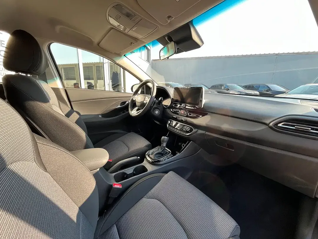 Hyundai i30 - Thumbnail 6