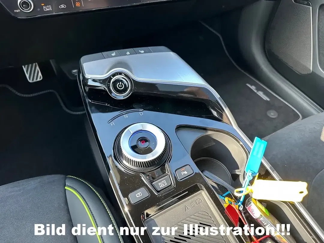 Kia EV6 - Thumbnail 11