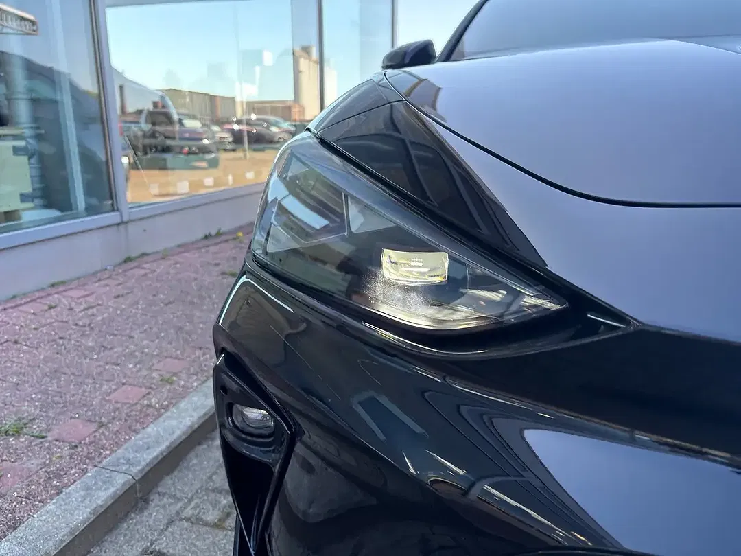 CUPRA Leon - Thumbnail 6