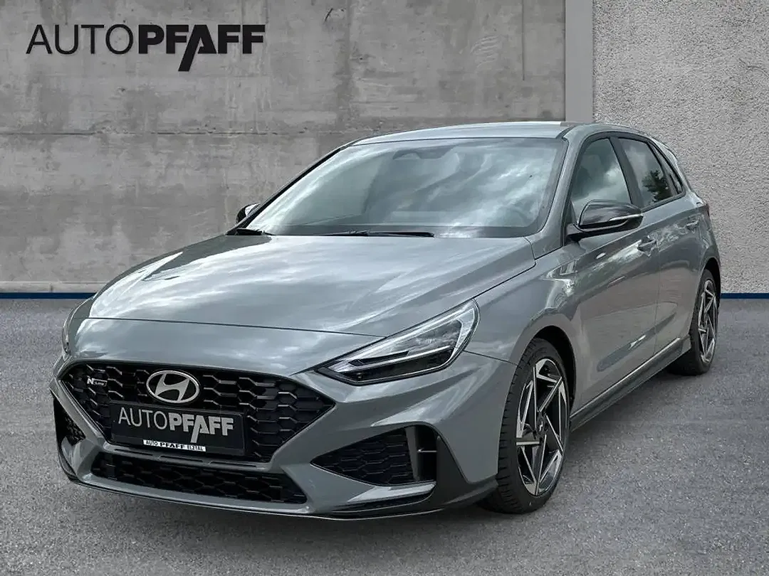 Hyundai i30 - Thumbnail 1