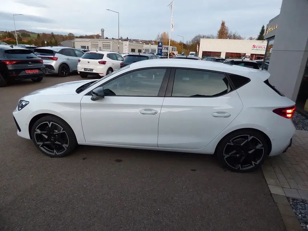 CUPRA Leon - Thumbnail 11