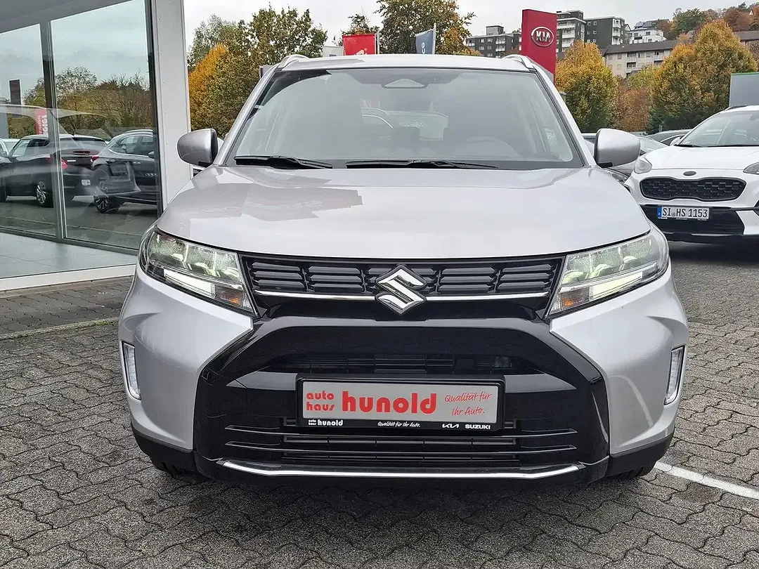 Suzuki Vitara - Thumbnail 3