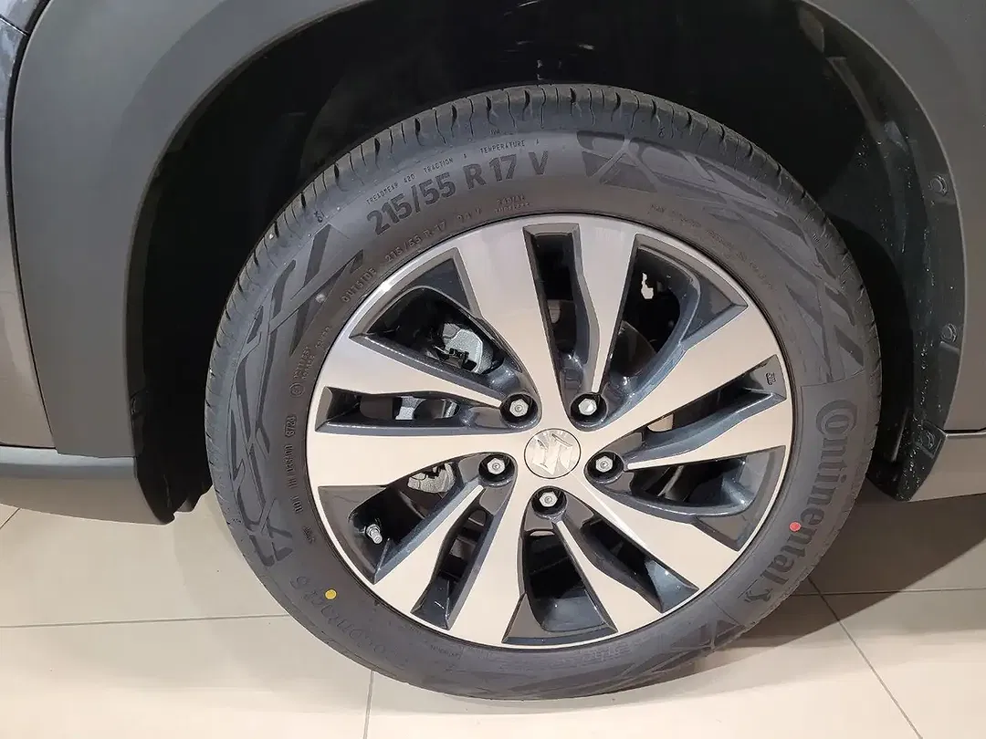 Suzuki S-Cross - Thumbnail 9