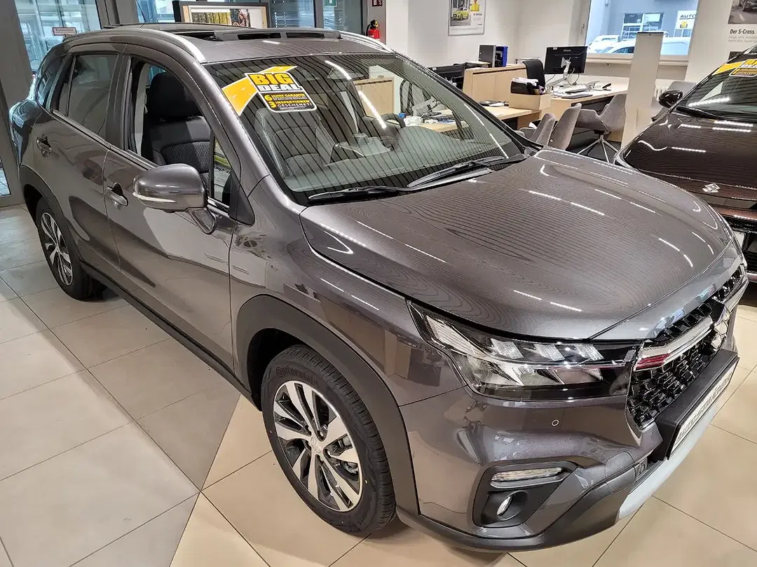 Suzuki S-Cross - Thumbnail 3