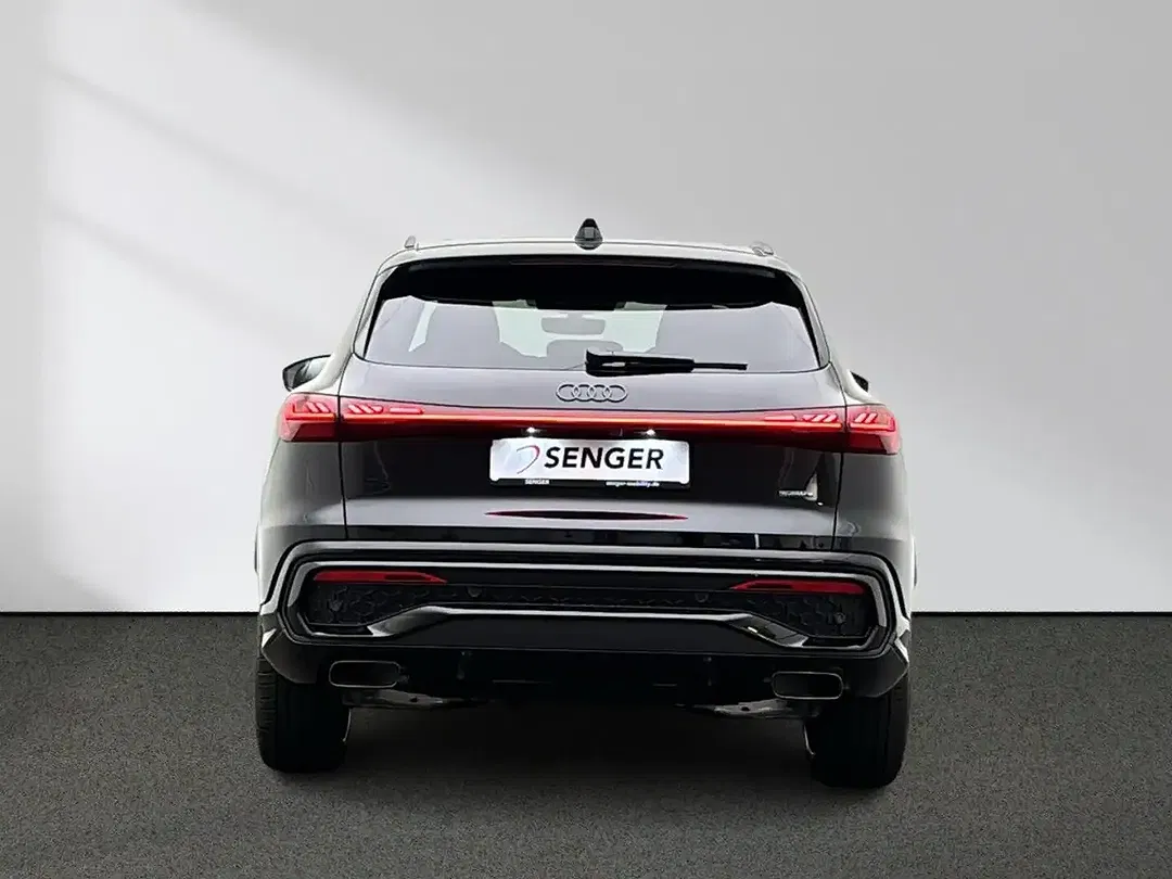 Audi Q5 - Thumbnail 4