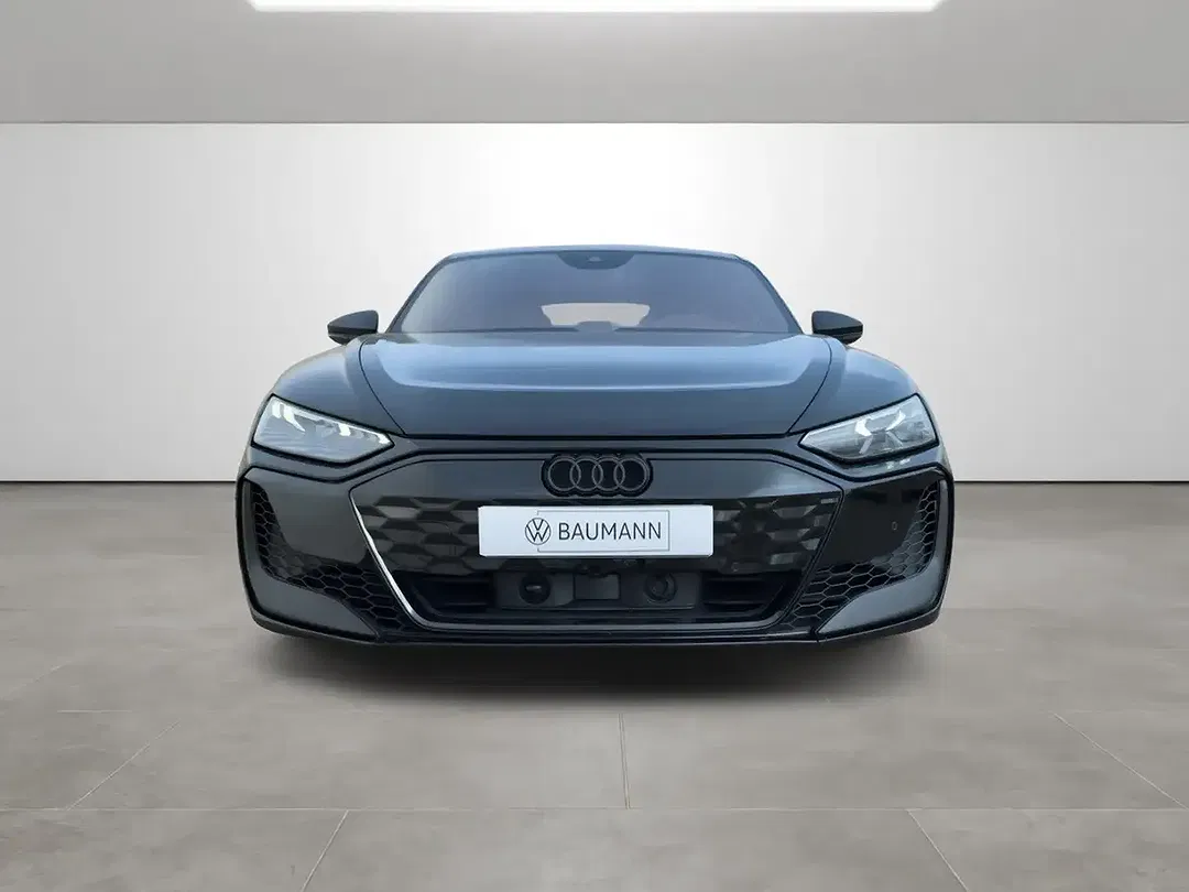 Audi RS e-tron GT - Thumbnail 3