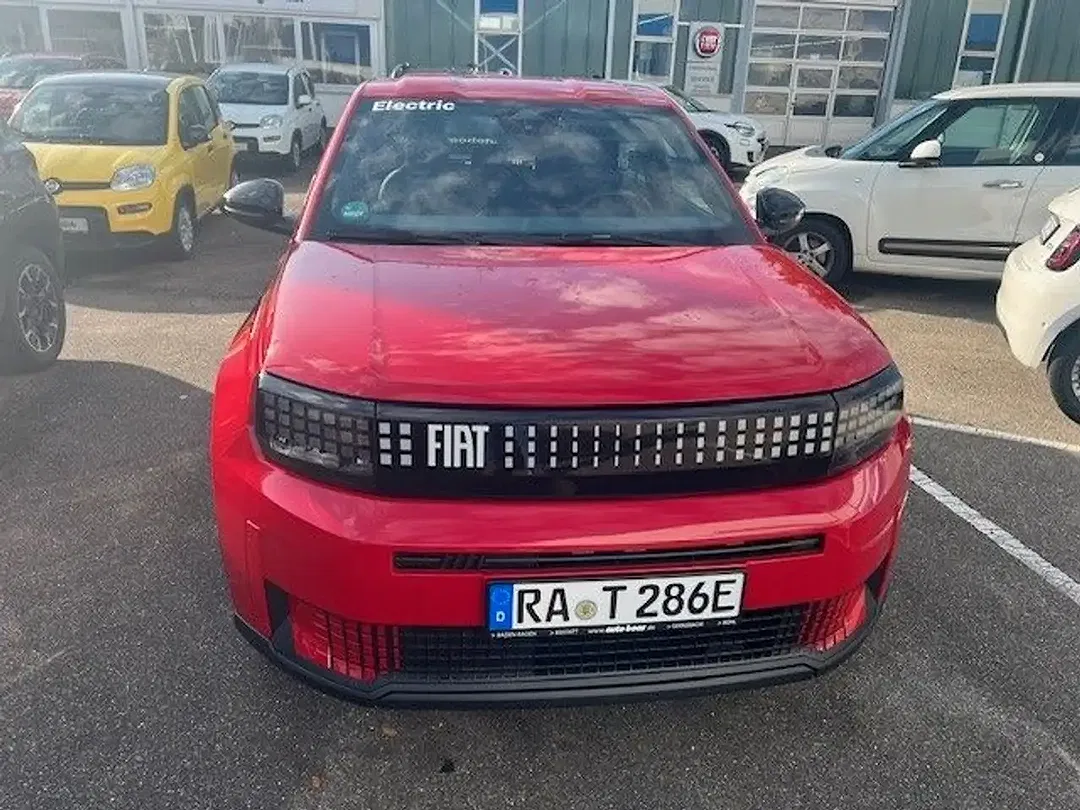 Fiat Grande Panda EV RED