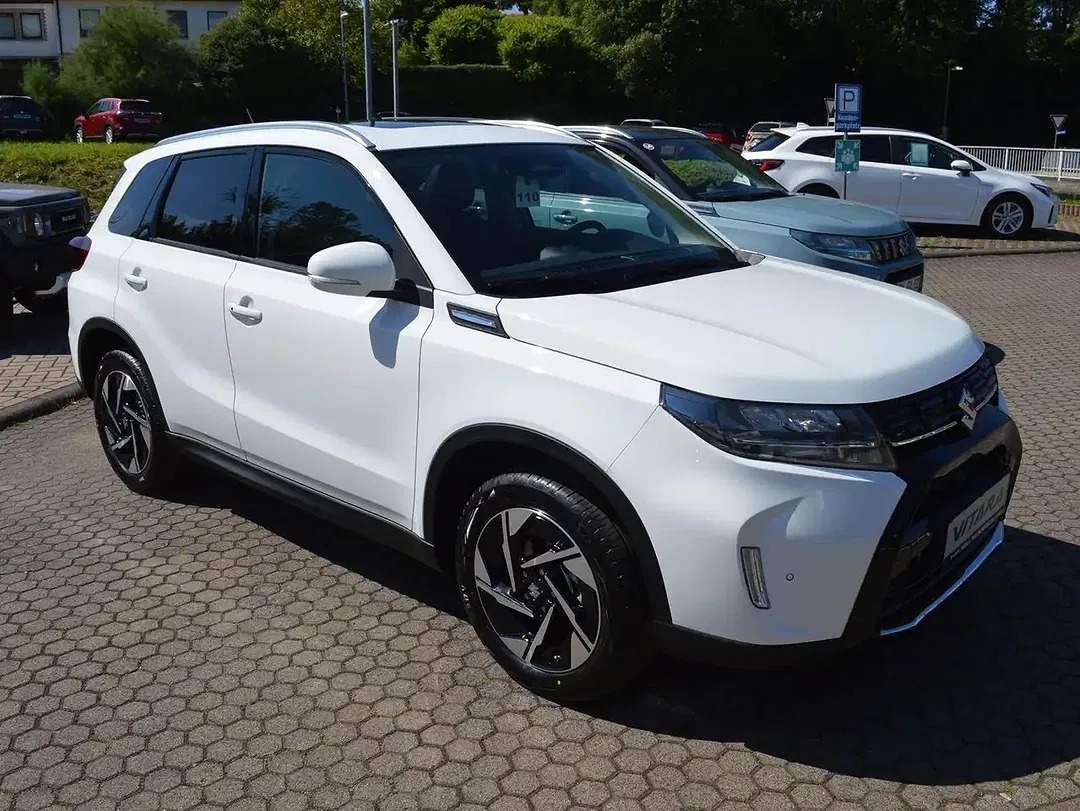 Suzuki Vitara - Thumbnail 8
