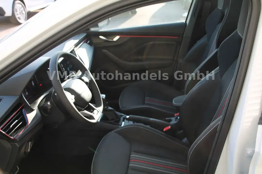 Skoda Scala - Thumbnail 10