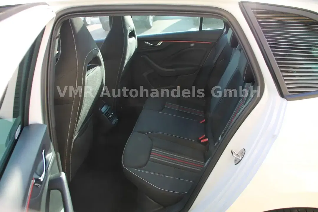 Skoda Scala - Thumbnail 11