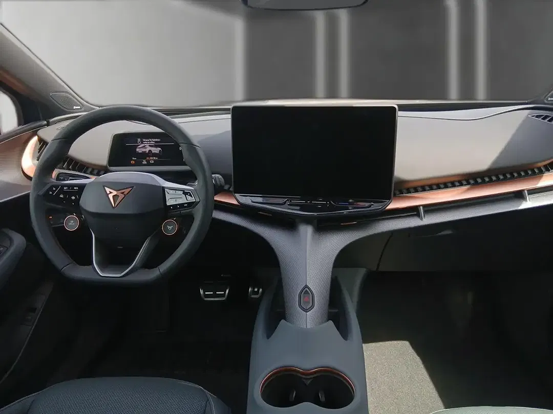 CUPRA Tavascan - Thumbnail 12