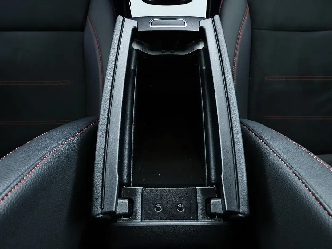 Mercedes-Benz CLA 180 - Thumbnail 14