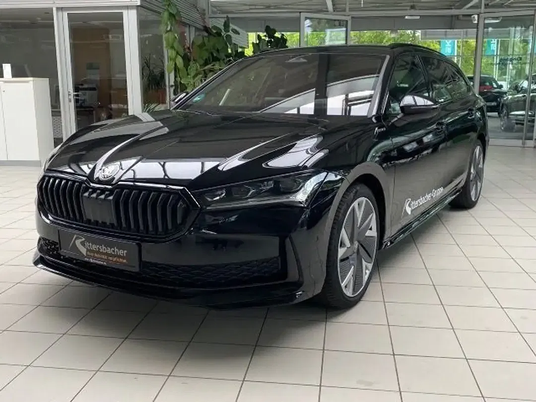 Skoda Superb - Thumbnail 2