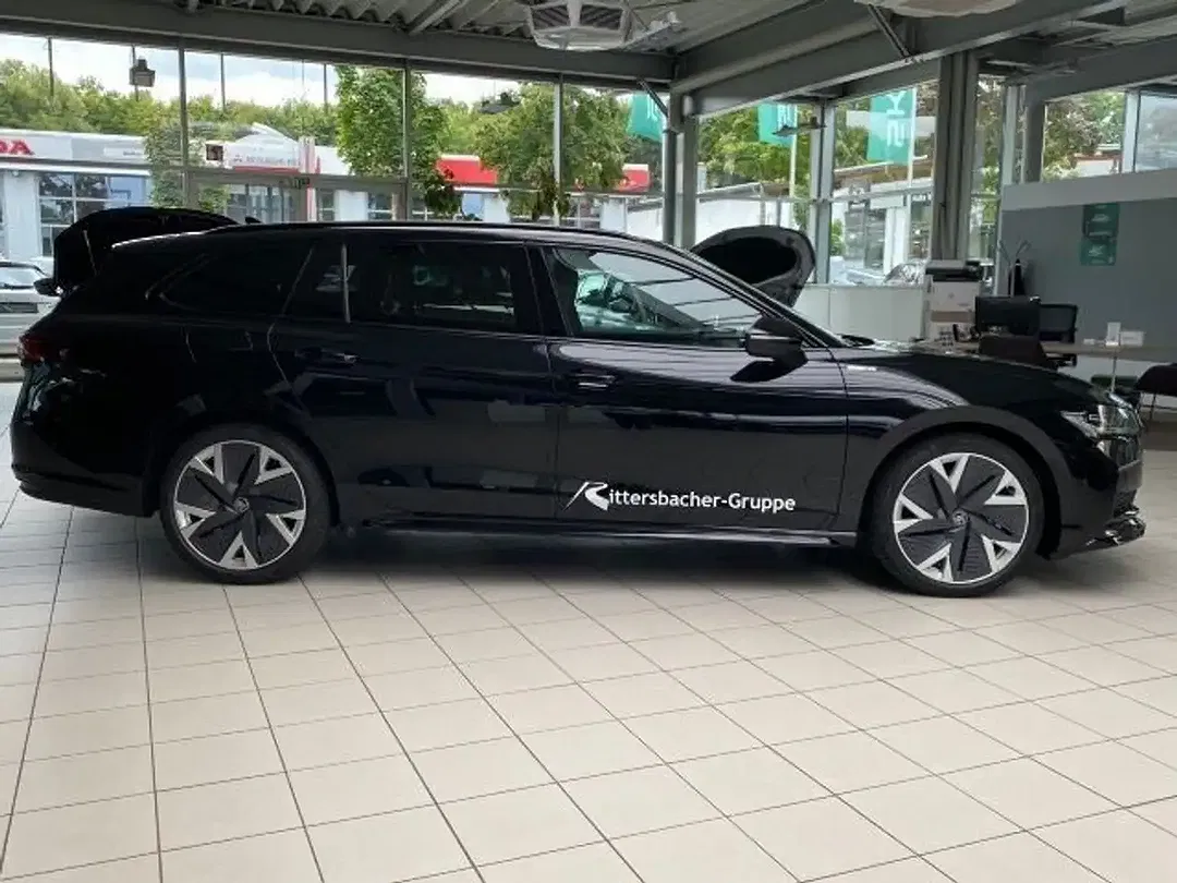 Skoda Superb - Thumbnail 4
