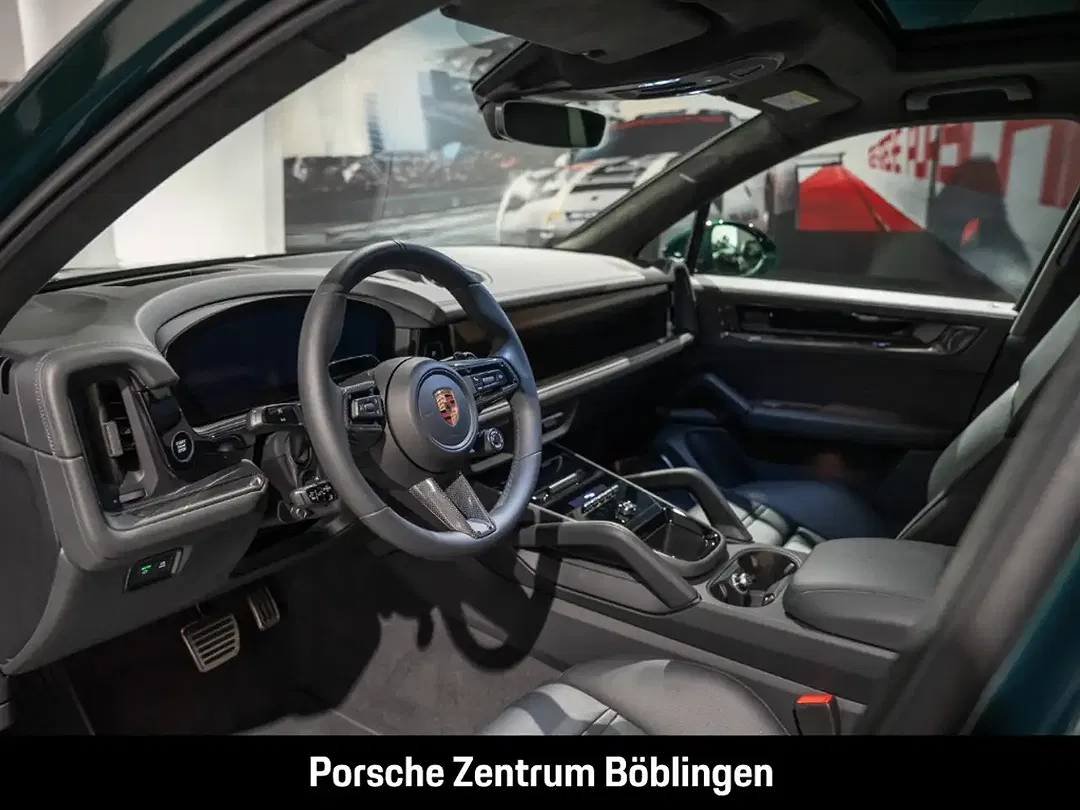 Porsche Cayenne - Thumbnail 5