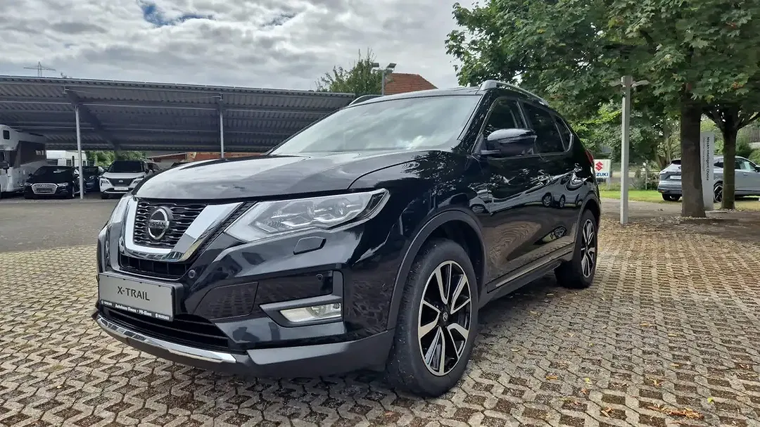 Nissan X-Trail - Thumbnail 2