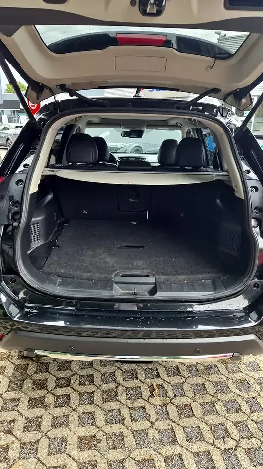 Nissan X-Trail - Thumbnail 10