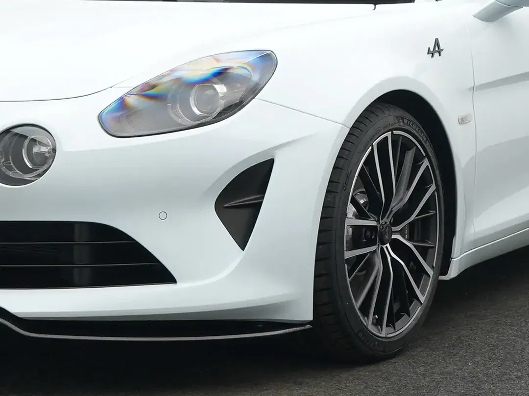 Alpine A110 - Thumbnail 8