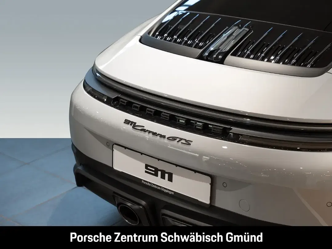Porsche 992 - Thumbnail 12