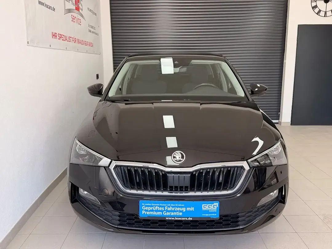 Skoda Scala - Thumbnail 2