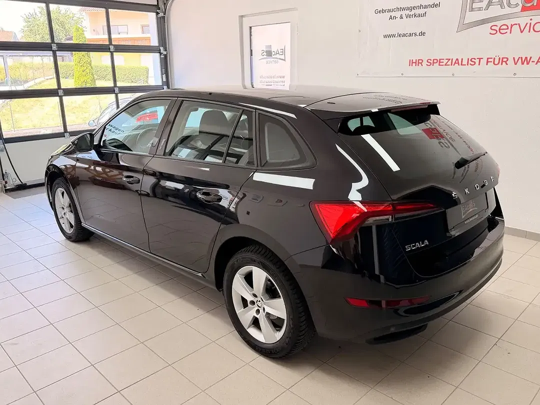 Skoda Scala - Thumbnail 4