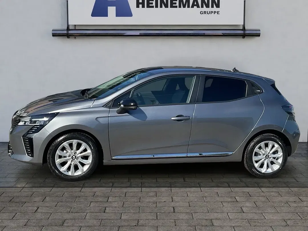 Renault Clio - Thumbnail 3