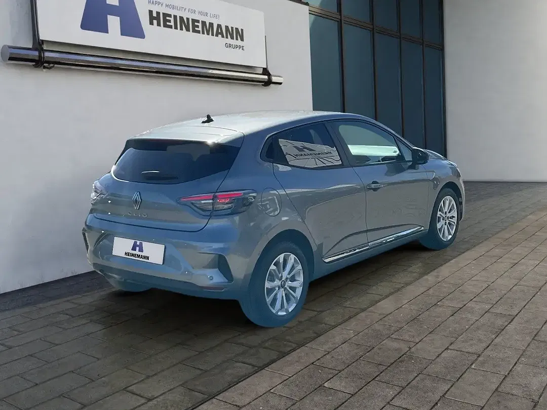 Renault Clio - Thumbnail 8