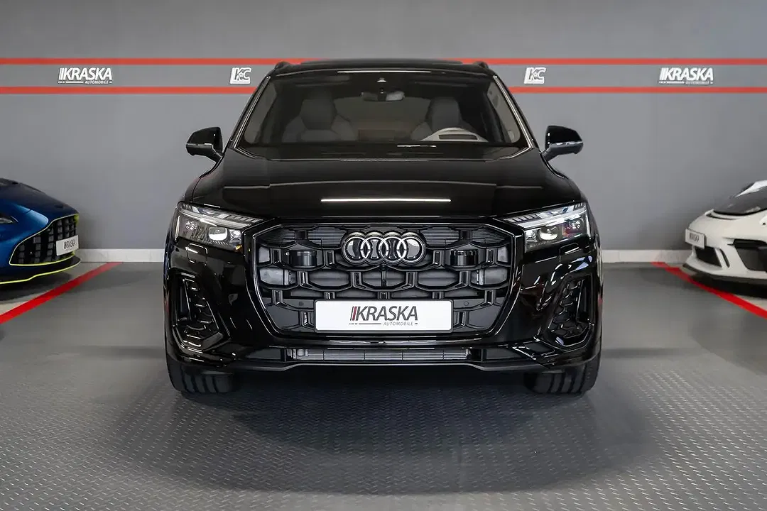 Audi Q7 - Thumbnail 5