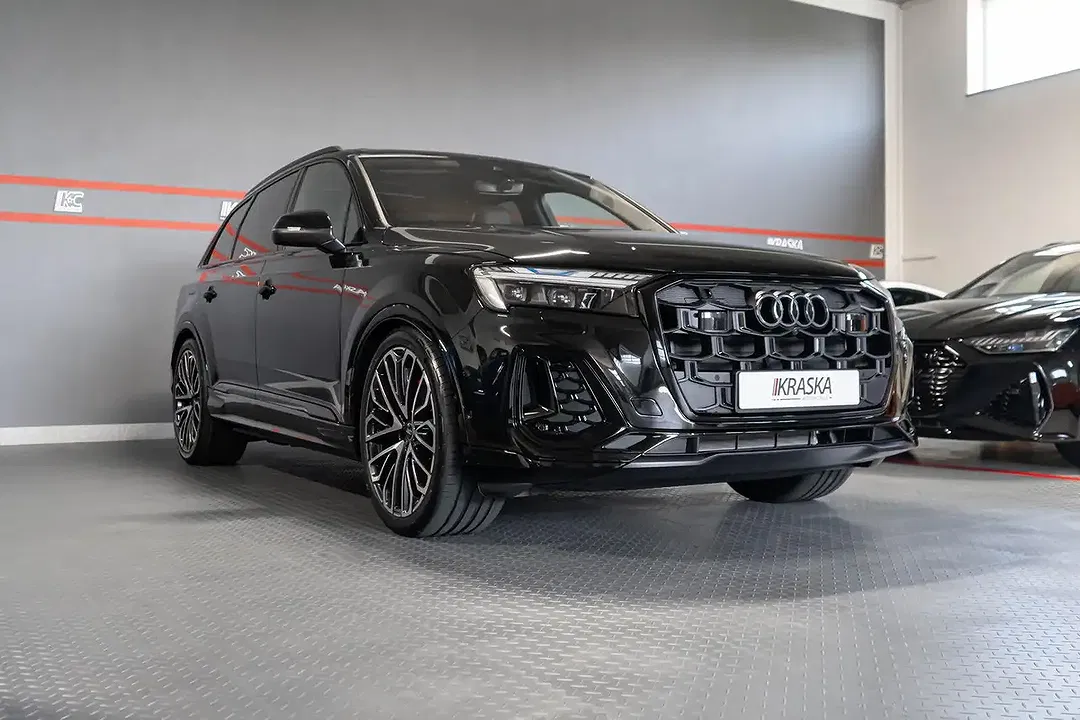 Audi Q7 - Thumbnail 6