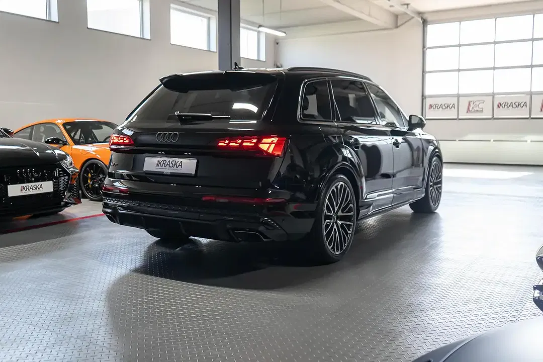 Audi Q7 - Thumbnail 8