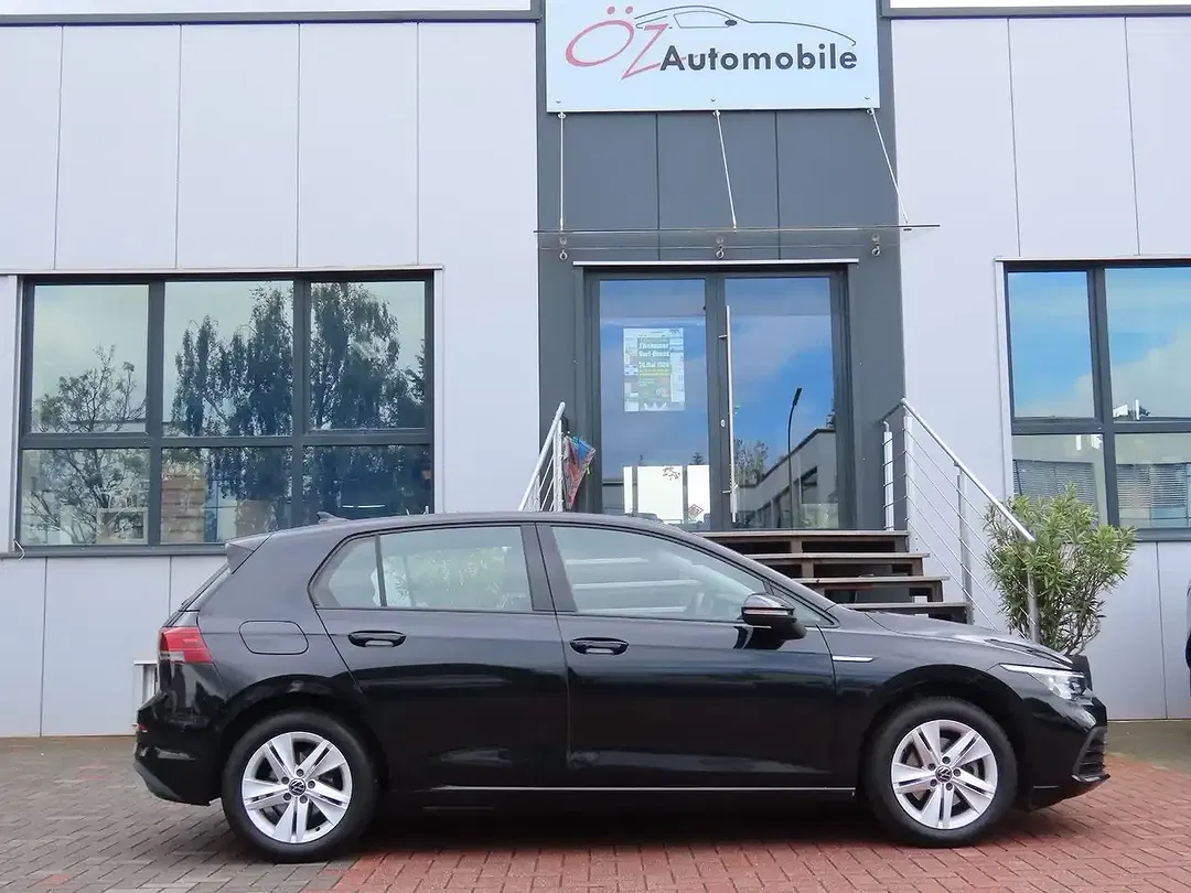 Volkswagen Golf - Thumbnail 10