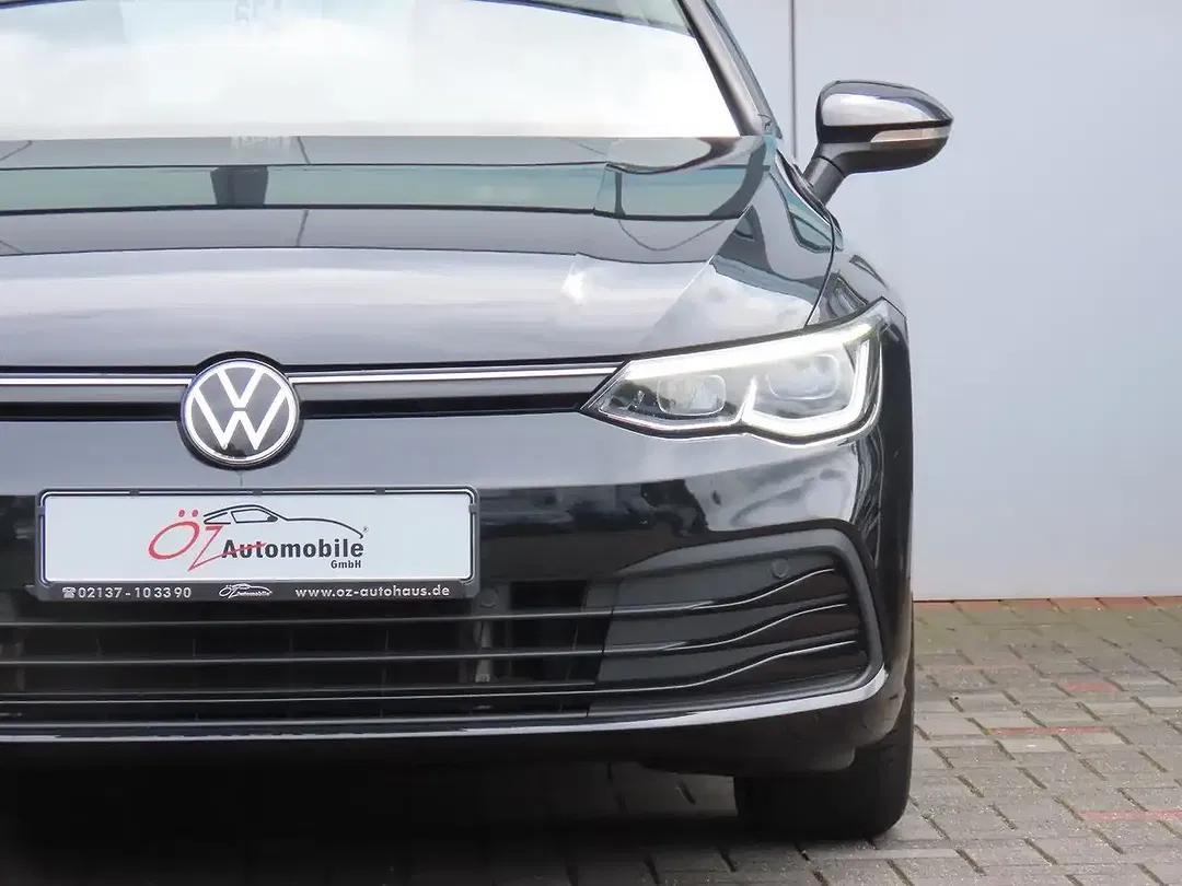 Volkswagen Golf - Thumbnail 3