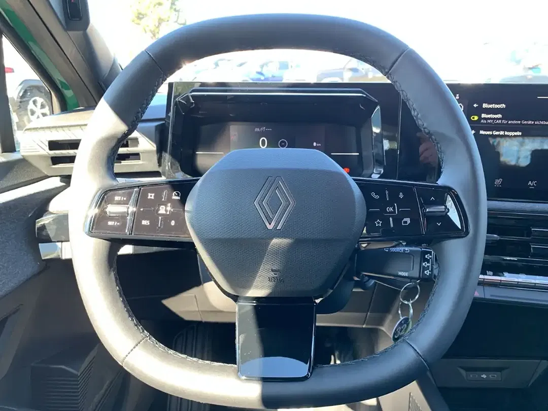 Renault Clio - Thumbnail 15