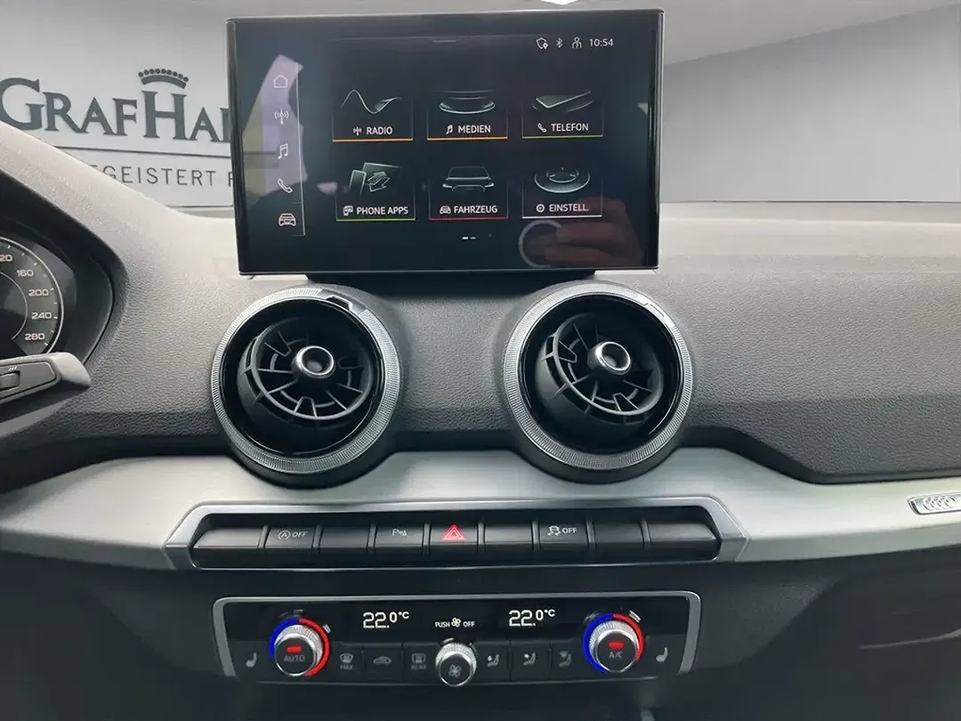 Audi Q2 - Thumbnail 15