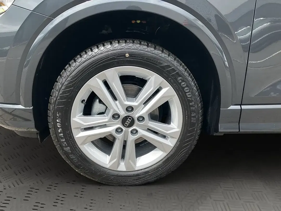 Audi Q2 - Thumbnail 3