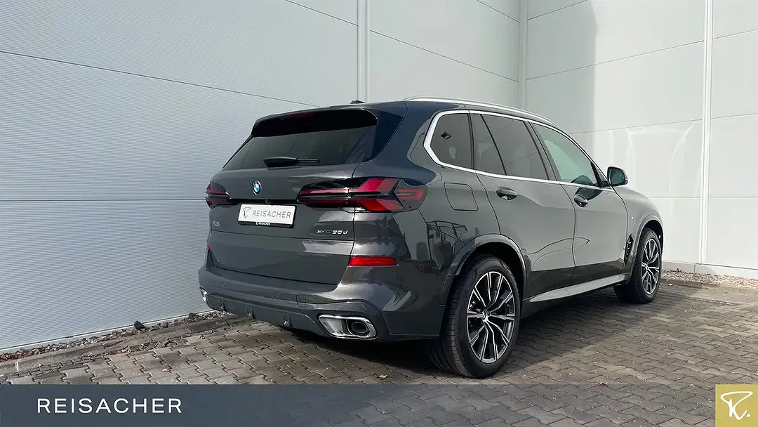 BMW X5 - Thumbnail 2