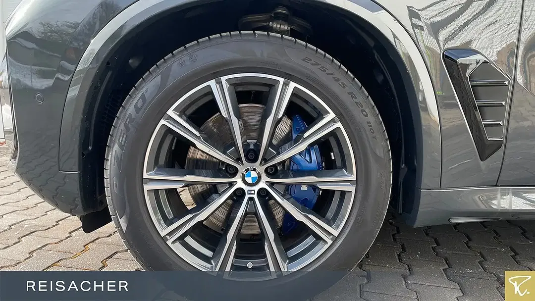 BMW X5 - Thumbnail 3