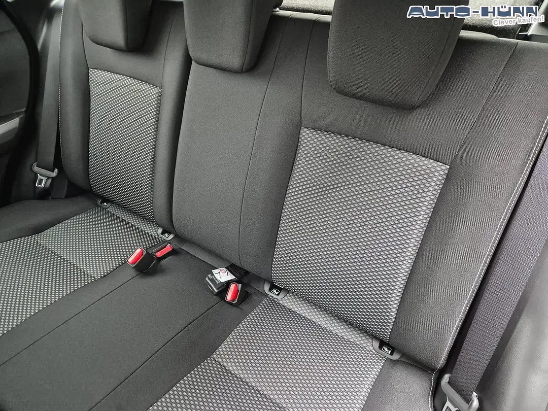 Suzuki Vitara - Thumbnail 12