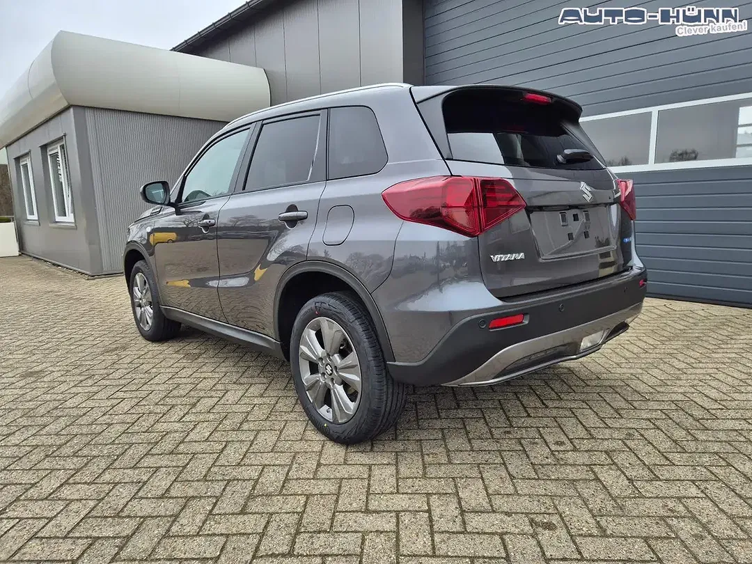 Suzuki Vitara - Thumbnail 3
