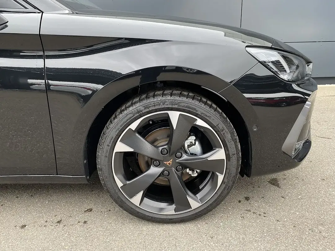 CUPRA Leon - Thumbnail 8