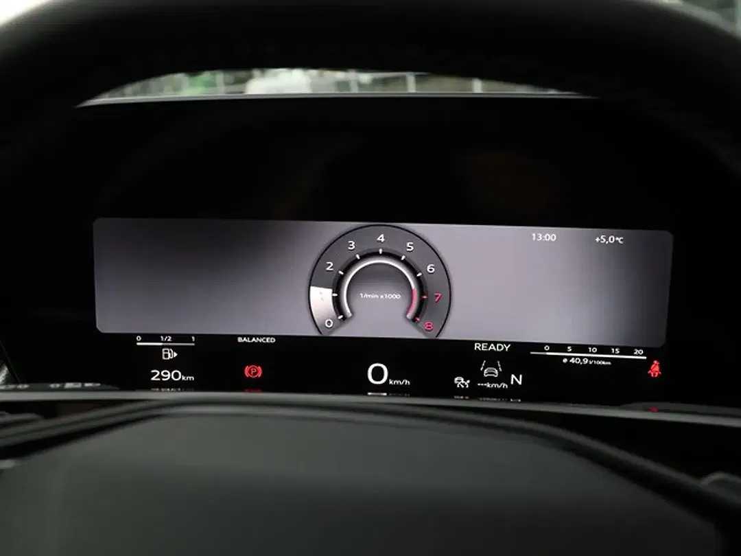 Audi Q3 - Thumbnail 13