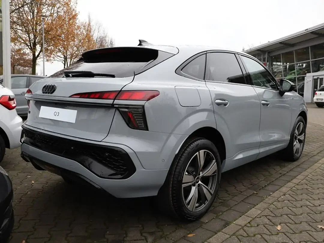 Audi Q3 - Afbeelding 1