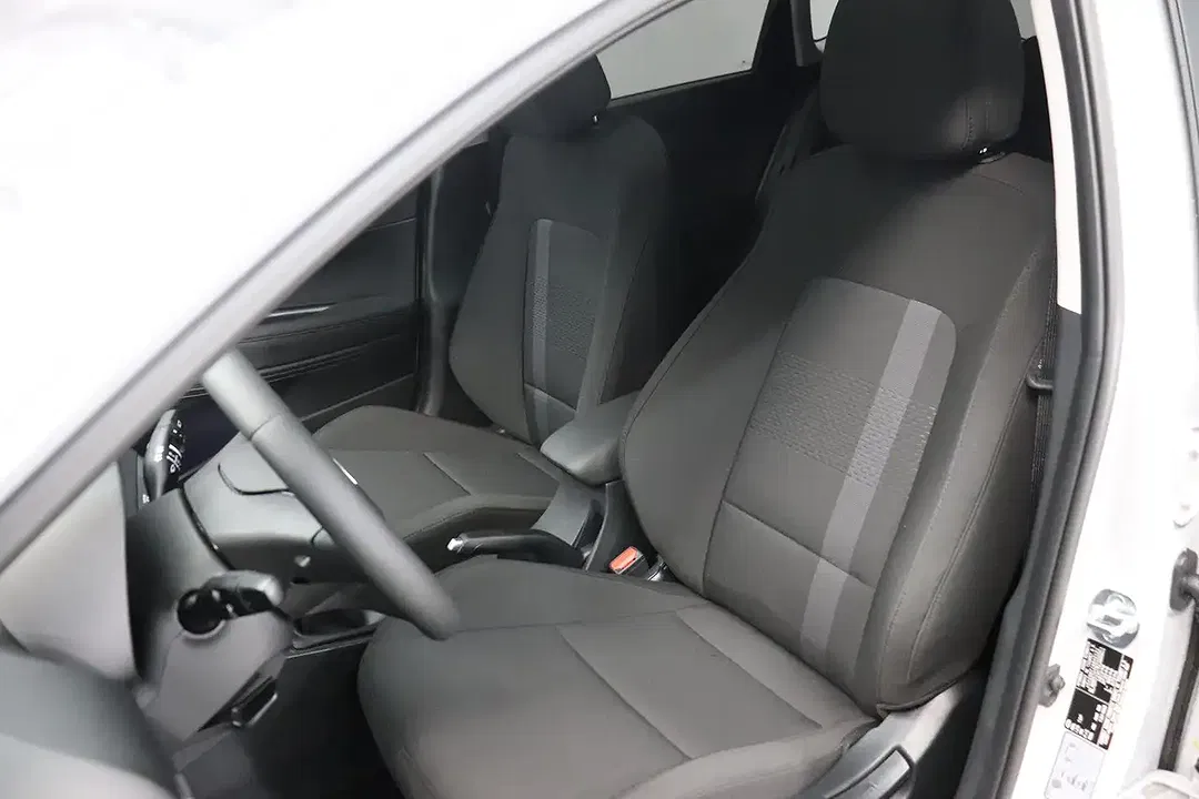 Hyundai i20 - Thumbnail 9