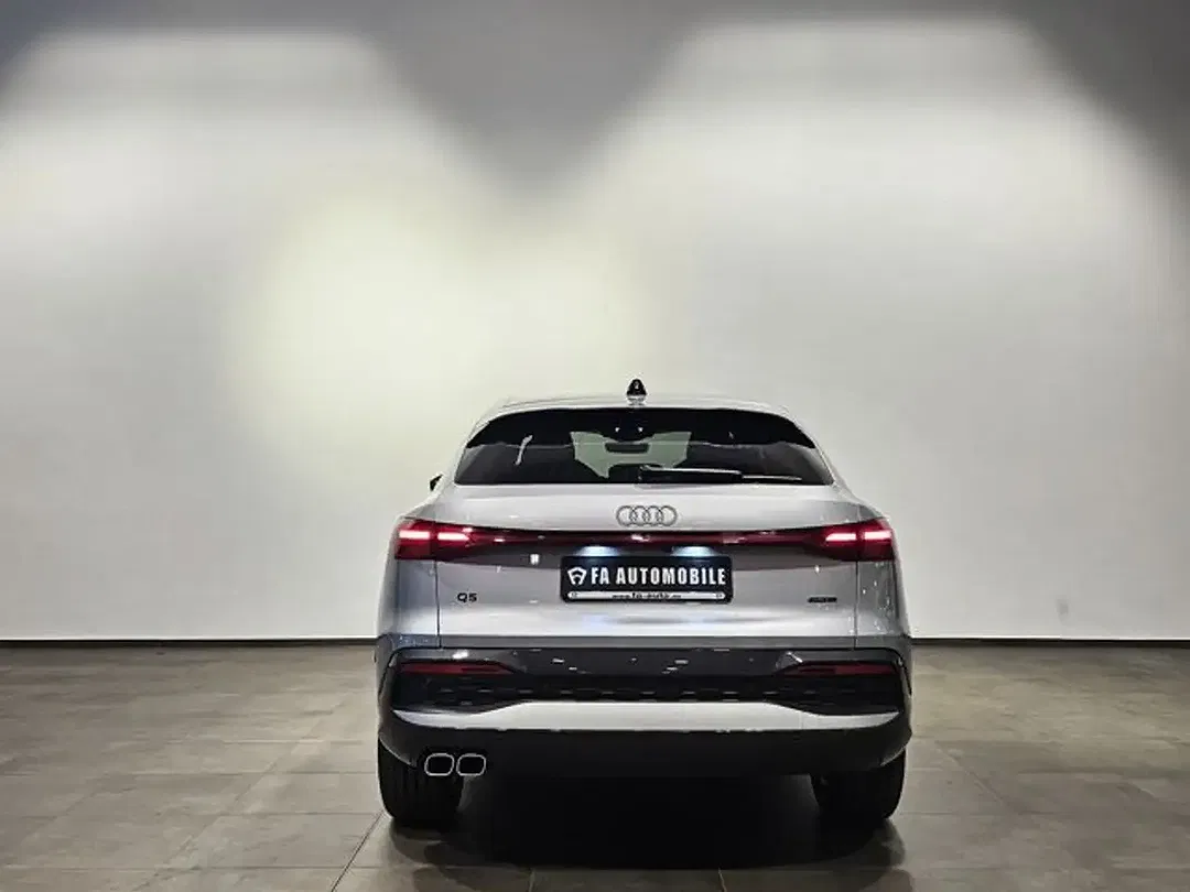 Audi Q5 - Thumbnail 10