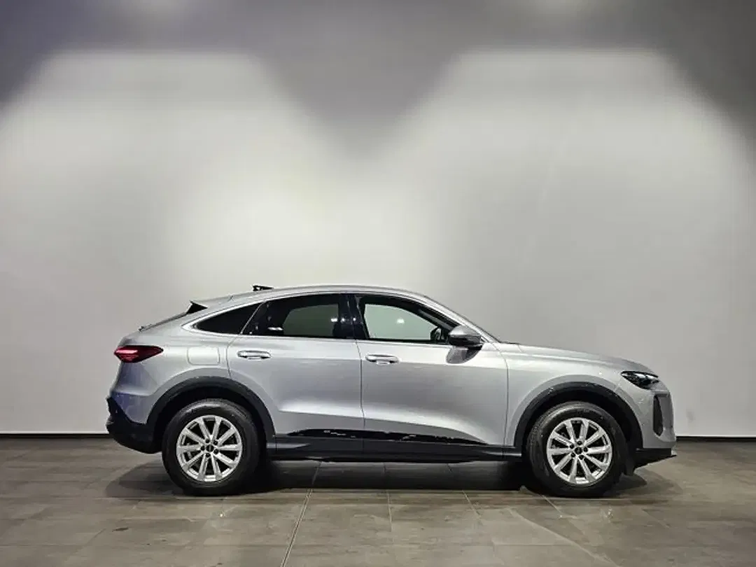 Audi Q5 - Thumbnail 6