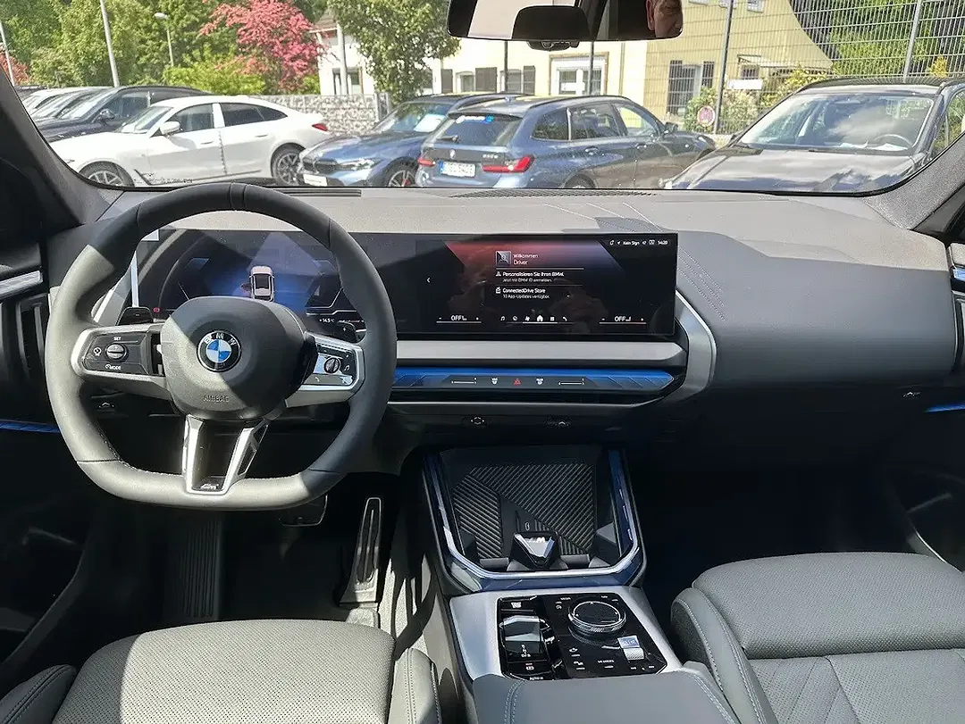 BMW X3 - Thumbnail 6